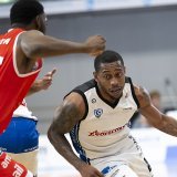 Eric Nottage a encore été déterminant pour Olympic KEYSTONE/ANTHONY ANEX